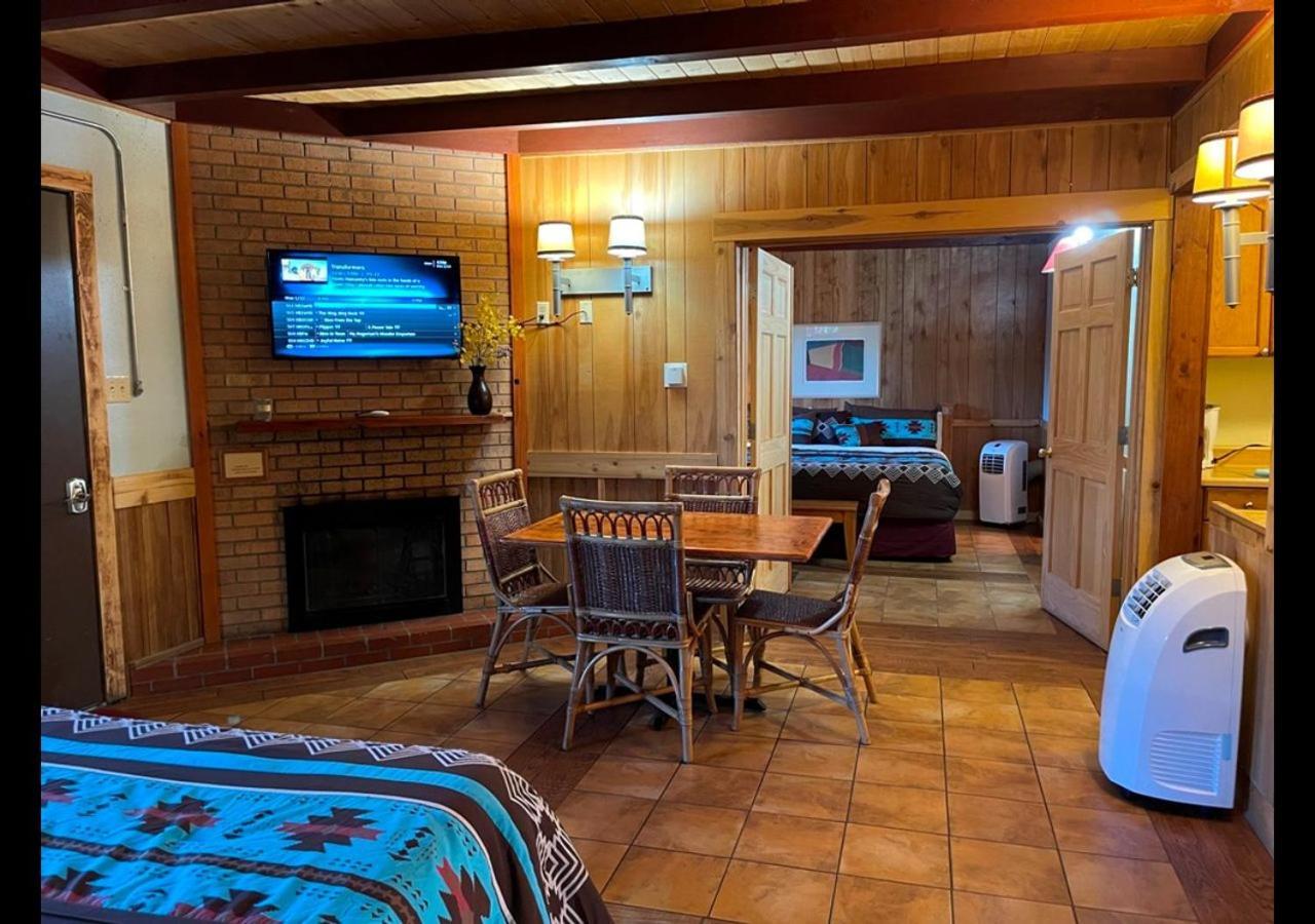 West Winds Lodge 루이도소 외부 사진
